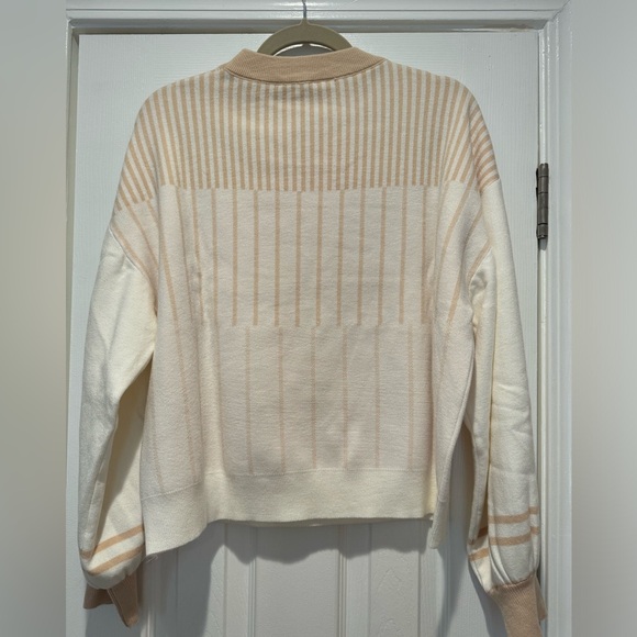 Crewneck Knit Pullover Sweater - Cream/Khaki - Medium - Picture 6 of 7
